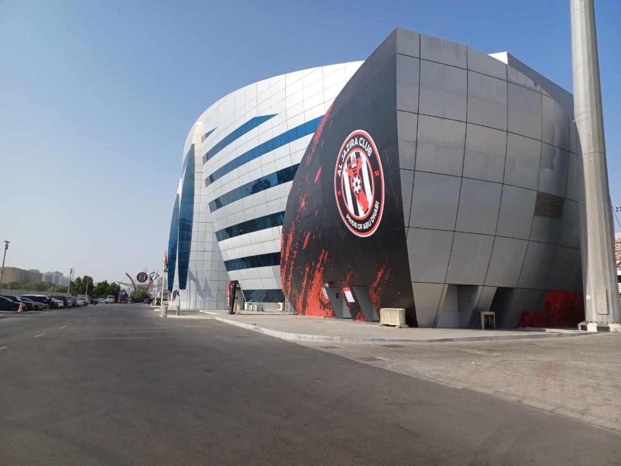 Al Jazira Club *