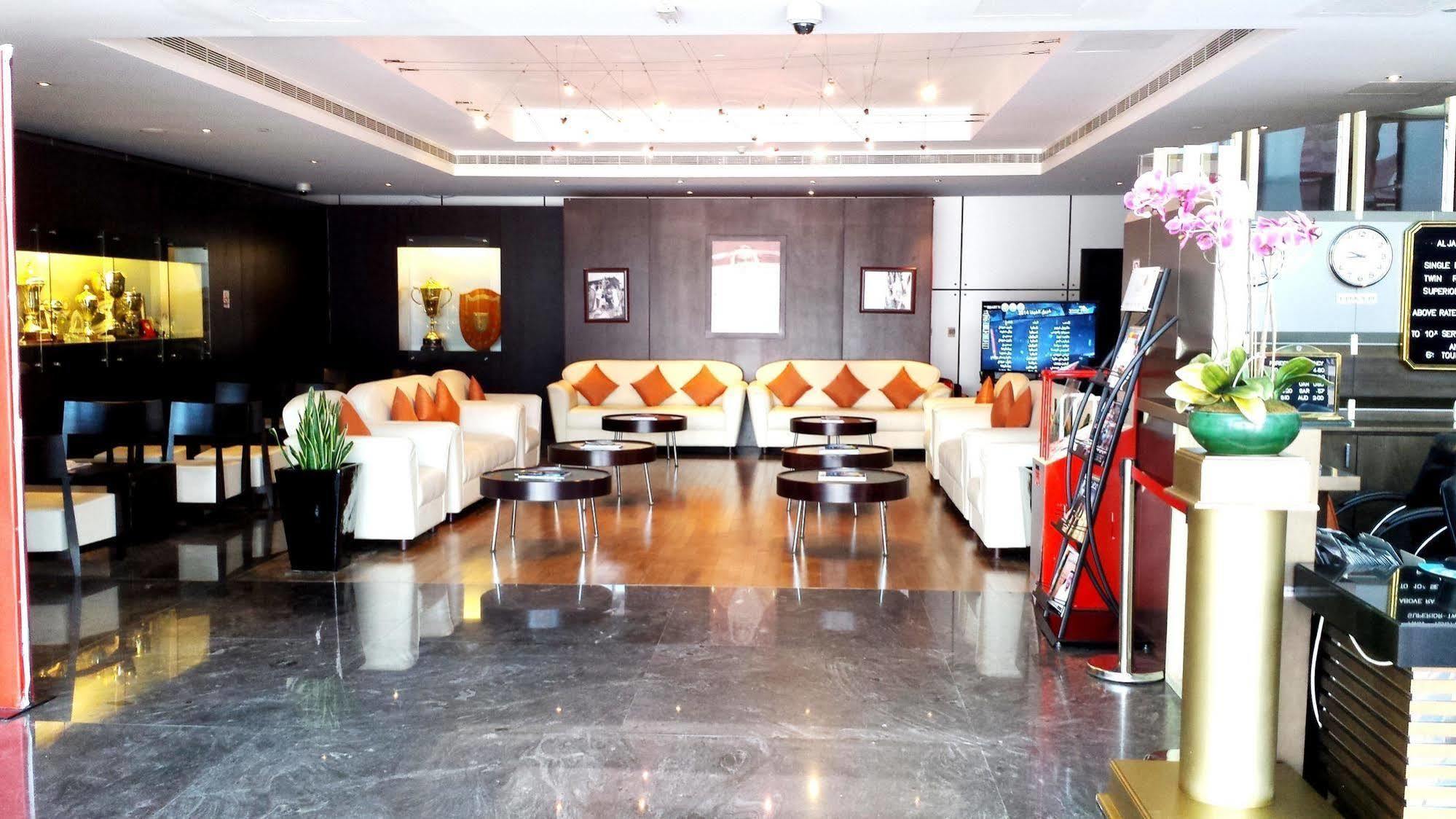 Al Jazira Club *