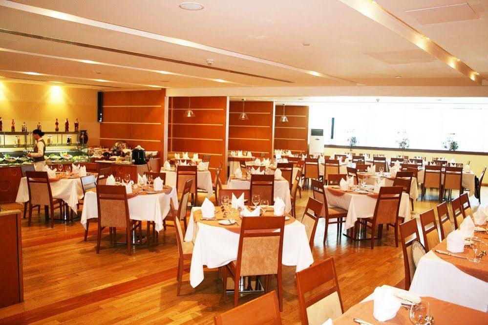 Al Jazira Club *